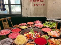 -渝井巷重庆老火锅(沈阳吉祥店)