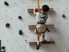 -山之巅攀岩馆(太古城店)