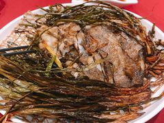 葱烤鸦片鱼头-老吉士酒家(天平路店)