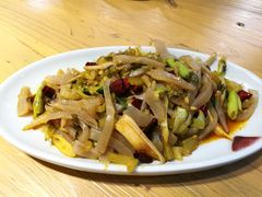 -钟记家菜(红专南路店)