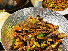 -雀舞云南菜(天津天河城购物中心店)