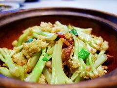 砂窝火腿焗花菜-柴门头啖汤·经典川菜·慢火汤品(锦城万达店)