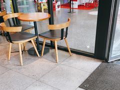 用餐区-星巴克(广州光明广场店)