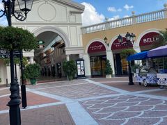 -佛罗伦萨小镇广佛名品奥特莱斯(疏港路店)