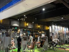 -VLines耀能运动24小时·月付制健身(京广桥店)