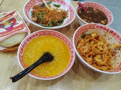 -漠漠家·凉皮·中式汉堡(五角场店)