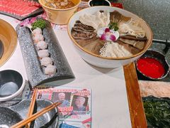 -哥老官重庆美蛙鱼头(日月光店)