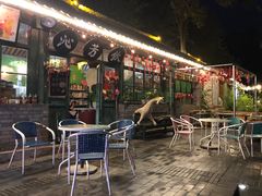 -百里峡七彩艺术小镇