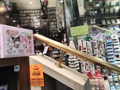 -钟书阁(群光广场店)