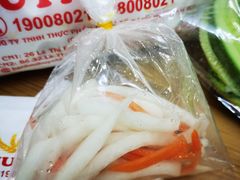 -Bánh Mì Huynh Hoa