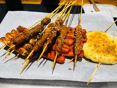 -卞二小串·鹤岗烧烤·坑烤(永定路店)