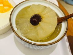 冰糖银耳炖雪梨-小团圆糖水铺(襄阳南路店)