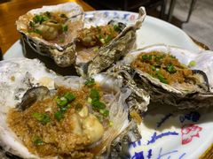 蒜蓉粉丝蒸生蚝-老姑砂锅·烧烤天津菜(体北道店)