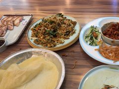 -合合春饼·酱骨·东北菜(潘家园店)