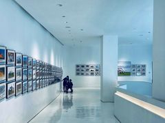 -罗红摄影艺术馆