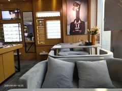 -鲸渝眼镜·浅目视光(春熙路店)