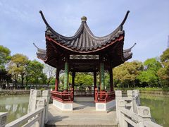 -汇龙潭