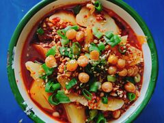 -马路边边串串香形象店(磐石路店)
