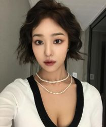 -TOP HAIR SALON