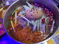 泡菜冷面-釜山火炉·海鲜烤肉(紫藤路店)