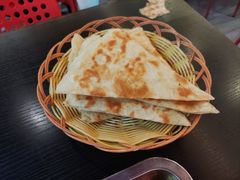 鸡油烙饼-卤煮老北京酱肉馆