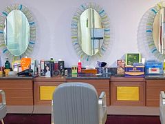 -碧中海汤泉汗蒸酒店