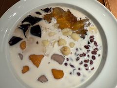 -RUXU入续糖水铺与包(卓悦中心店)