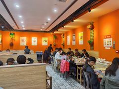 大堂-名门潮牛·鲜牛肉海鲜火锅.烧烤自助餐厅(诚丰广场店)