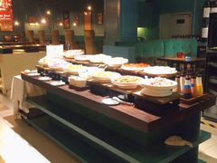 自助取餐区-食间牛排(重庆路万达店)