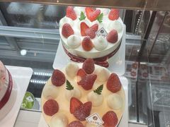 -花花卷卷·鲜食蛋糕(静安久光百货店)