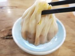 蟹粉小笼-聚成源(芦庄店)