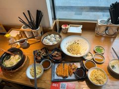 -馋三尺蟹粉小笼(人民广场店)