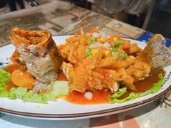 松鼠鲈鱼-巷儿里餐厅·杭帮菜(信义坊店)