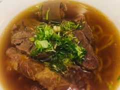 -天下三绝 牛肉面/红酒