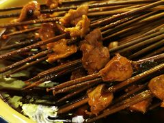 -拈签一笑黄牛肉辣卤串串