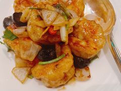 黑蒜大千爆虾球-北京四季酒店·采逸轩