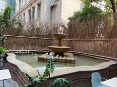 -潮一不贰·法式甜品·生日蛋糕·西式简餐(外滩店)