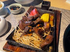 铁锄牛肉-穹六人间 people 6(岳阳路店)