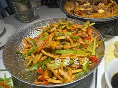 干锅大别山笋丝-徽州月·民间徽菜(浦东总店)