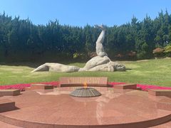 -上海市龙华烈士陵园