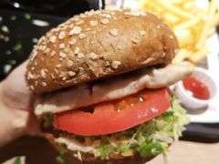 火烤双层牛肉特堡-The Habit Burger Grill 哈比特汉堡(复兴soho店)