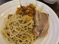 辣酱闷蹄冷面-德兴馆(广东路总店)