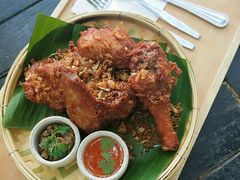 炸鸡-莓园冰淇淋店