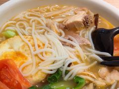 -蒙自源米线大王(东站店)