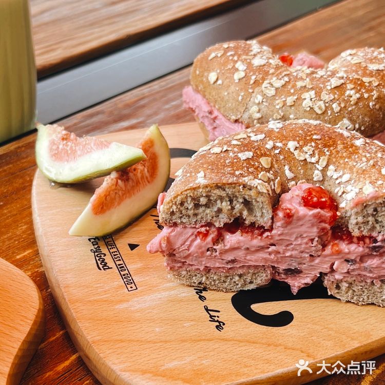 🥯贝果星人快🐛这一抹粉红也太少女了吧!好恰又好看
