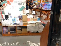 -西西弗书店&矢量咖啡(凯德晶萃广场店)