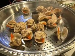 -虾弄弄海派小龙虾·牛羊蝎子火锅