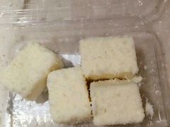 -红宝石·鲜奶小方·海派西点房(南丹店)