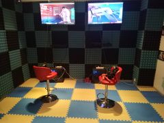 -VR 间客漫·PS电玩·虚拟现实包间游戏电竞(街道口店)