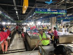-三亚新鸿港水果一级批发市场